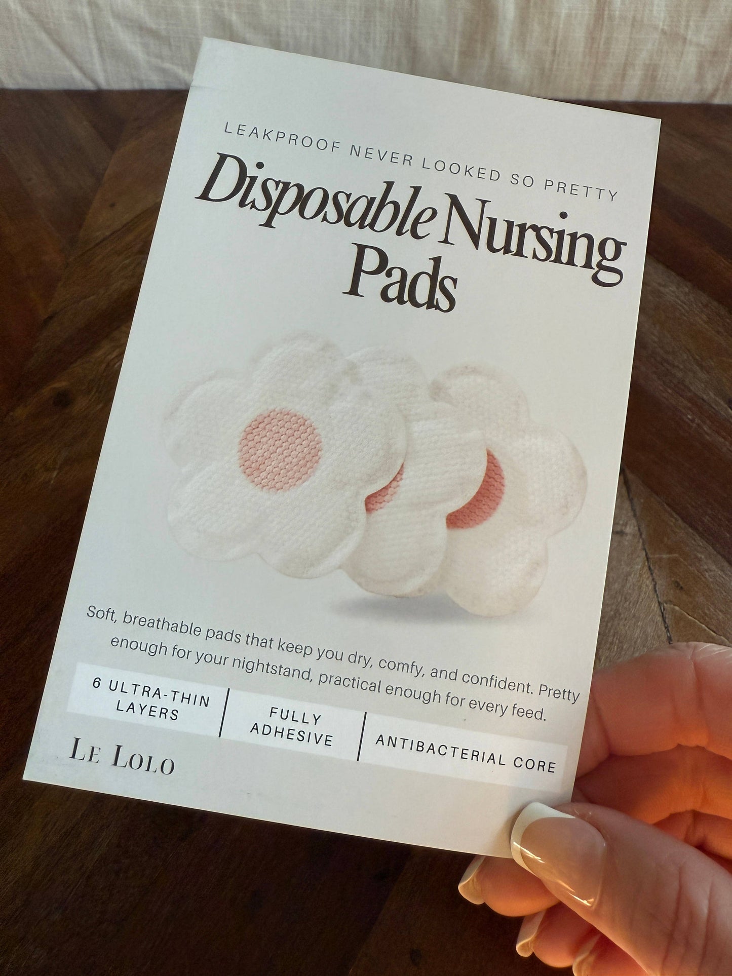 Disposable Nursing Pads for Breastfeeding Moms