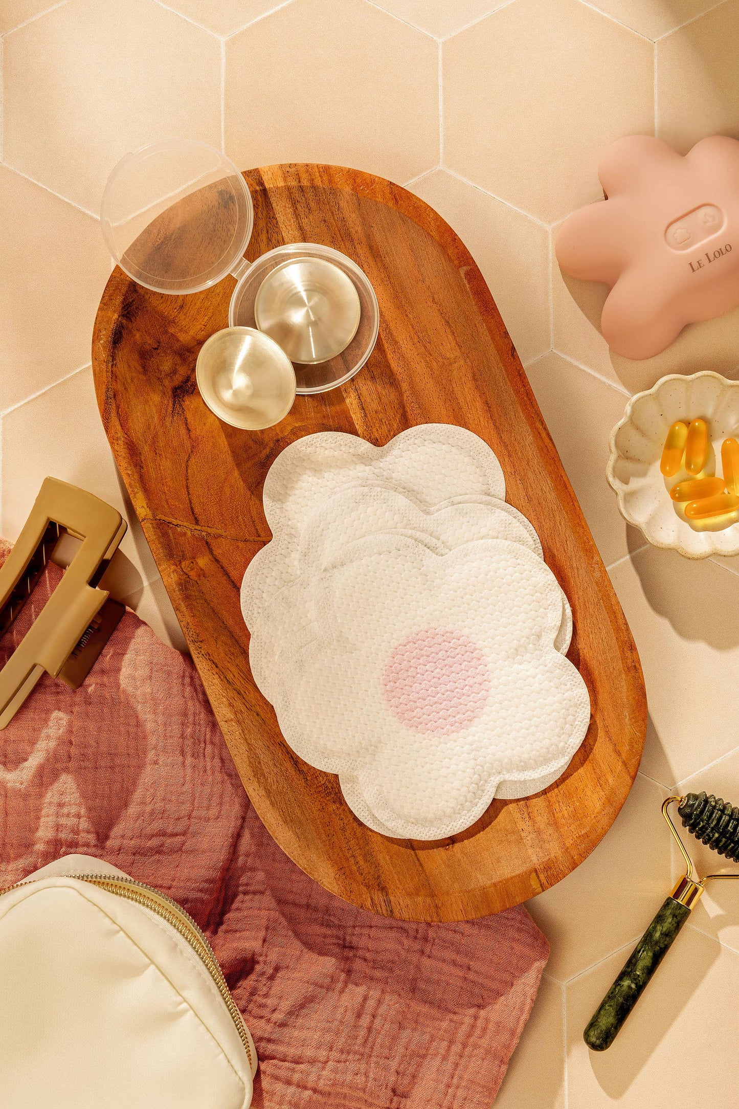 Disposable Nursing Pads for Breastfeeding Moms