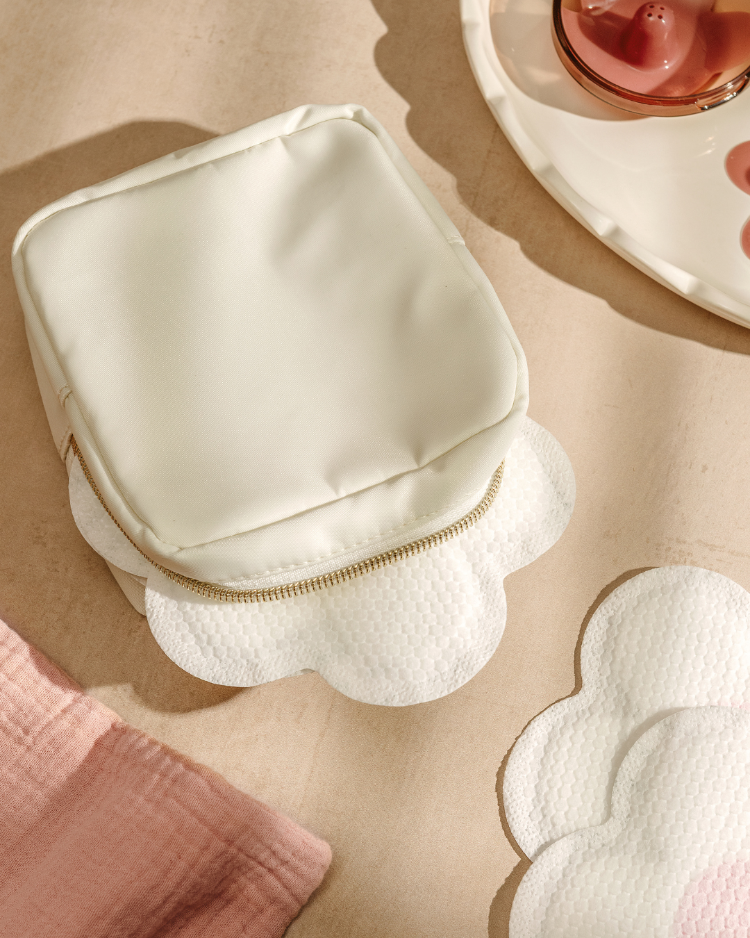 Disposable Nursing Pads for Breastfeeding Moms